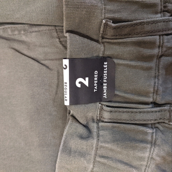 NWT Reitmans High Waisted Olive/Khaki Tapered Pants Size 2 - Picture 2 of 6